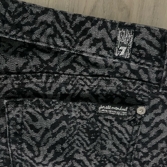 7 For All Mankind Black Gray Zebra Print Textured Skinny Jeans Size 30 - Picture 7 of 9